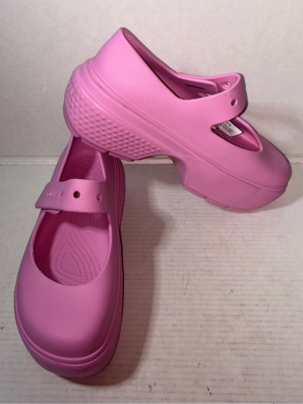NWT Crocs Stomp Mary Janes  Pink Platform Shoes Sz Wom 11/ Sz Men 9